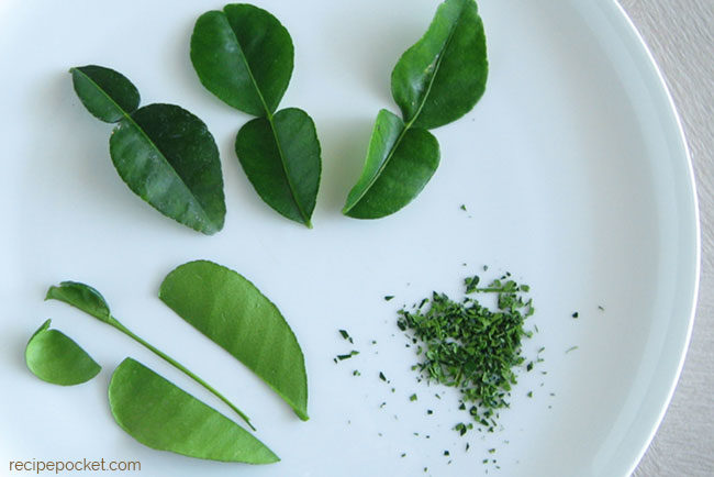 Kafir lime leaves