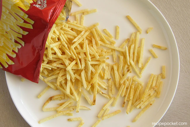 Picture of straw potato chips