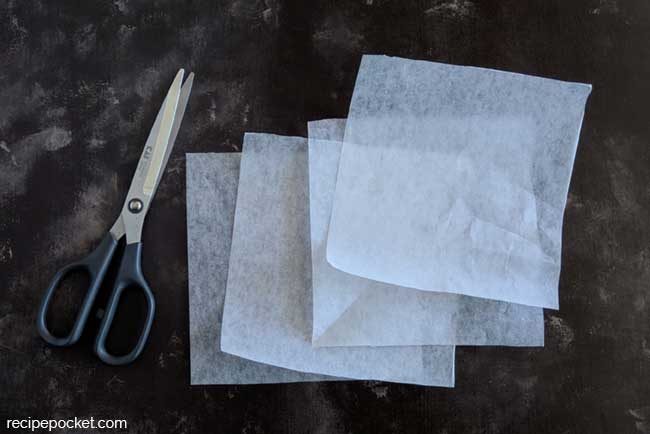 How to make muffin liners - cup moulding 2