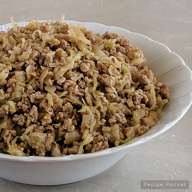 Image of cooked filling for pork spring rolls.