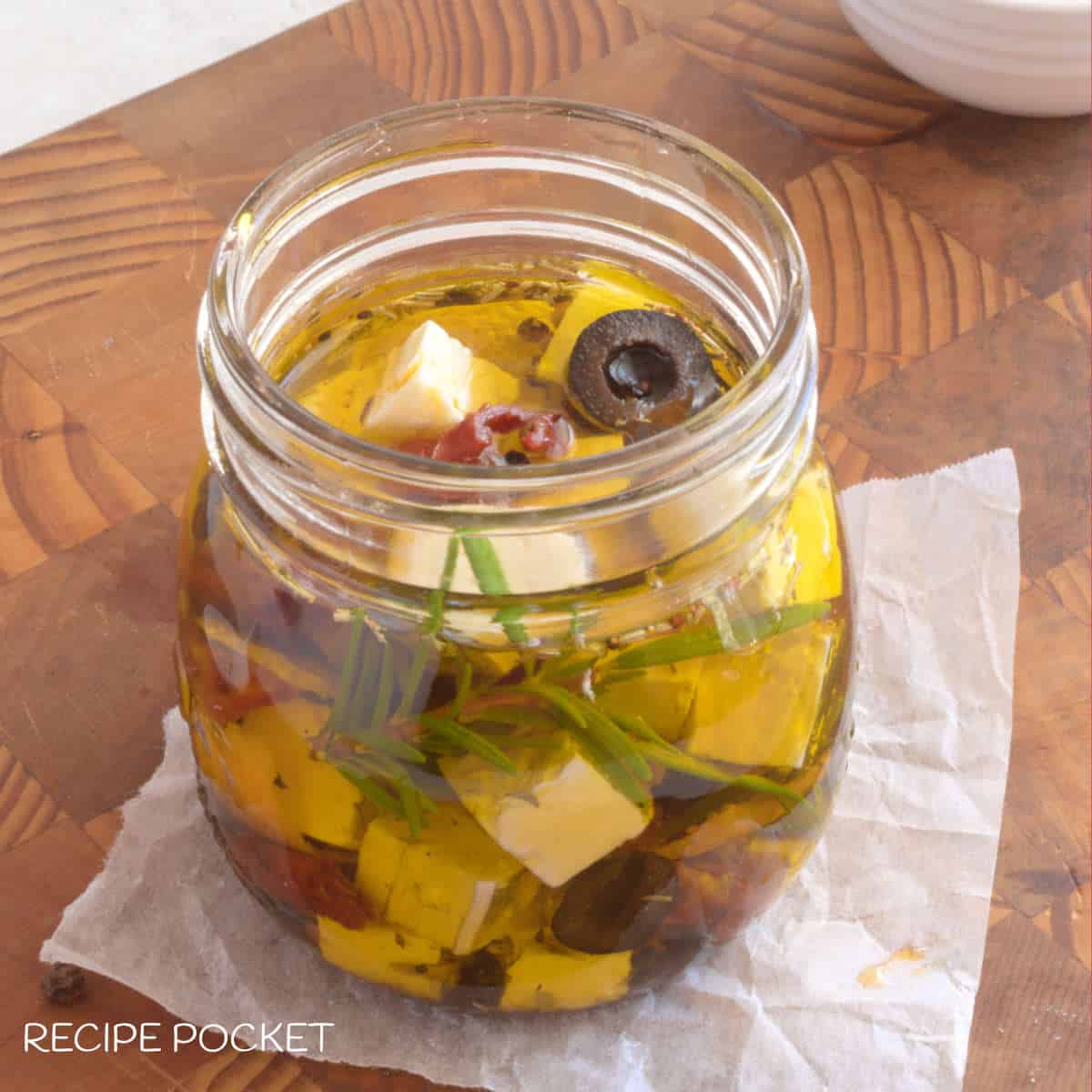 Feta, olives and sundried tomatoes in oil.