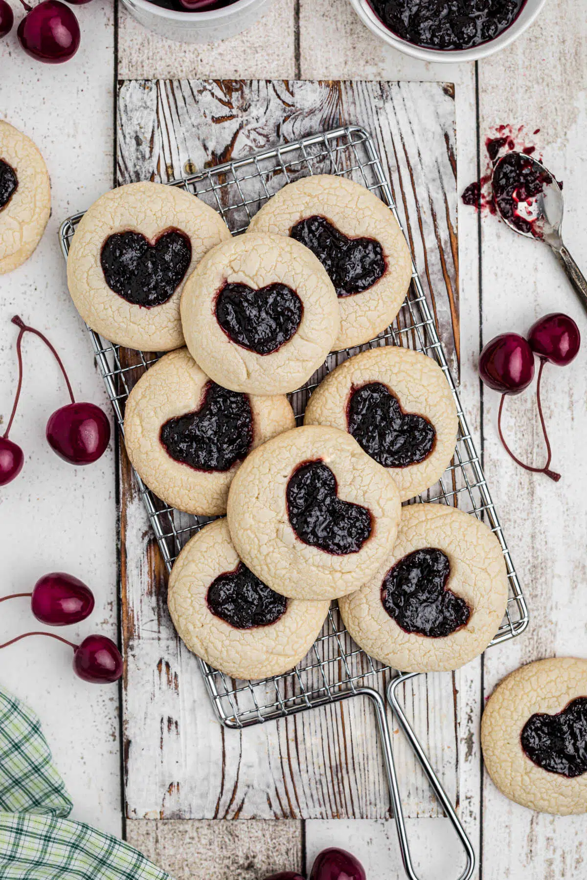 Jam heart cookies,